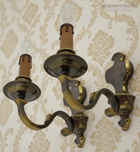 Para kinkietów vintage – ciemnobrązowe i złote, lata 60–70, styl modern classic