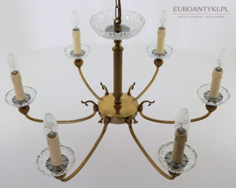 klasyczny elegancki żyrandol salonowy