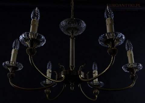 retro żyrandol z epoki