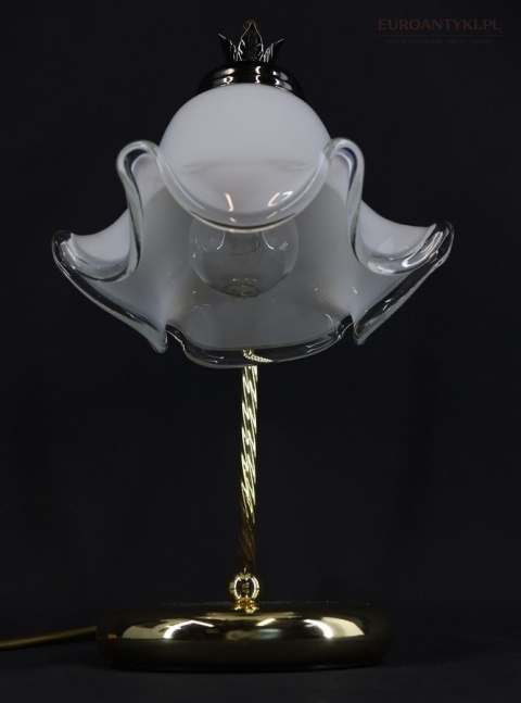 klosz szklany mleczny kielich kwiatowy lampka