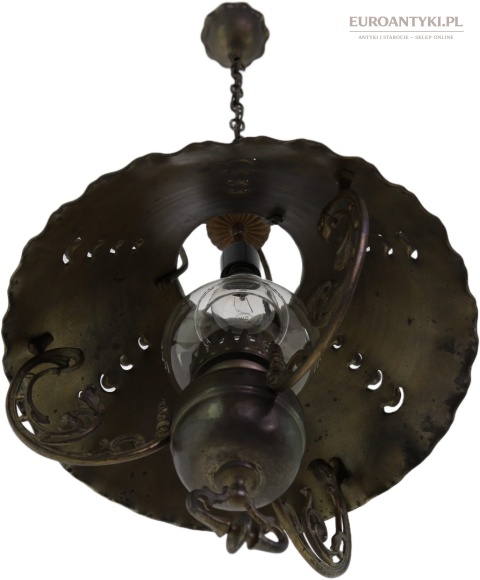 stylowa lampa z metalowym talerzem kloszem