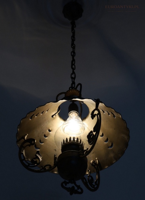 stara lampa do skansenu