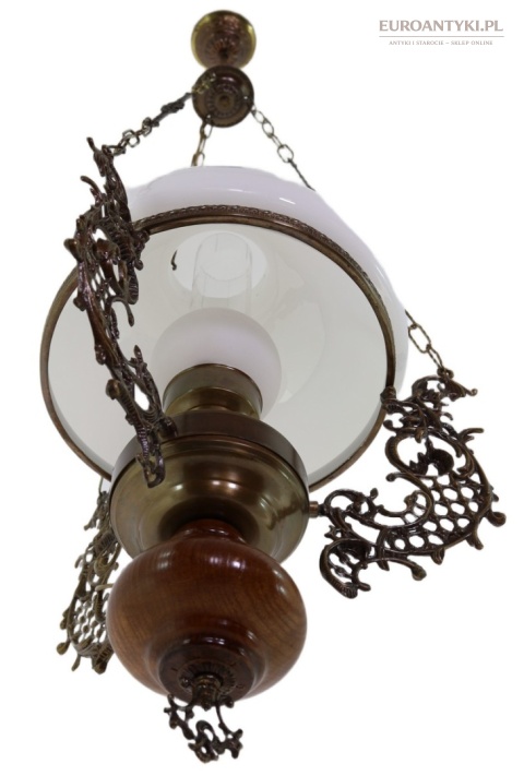 retro lampa sufitowa z kloszem mlecznym i kominem