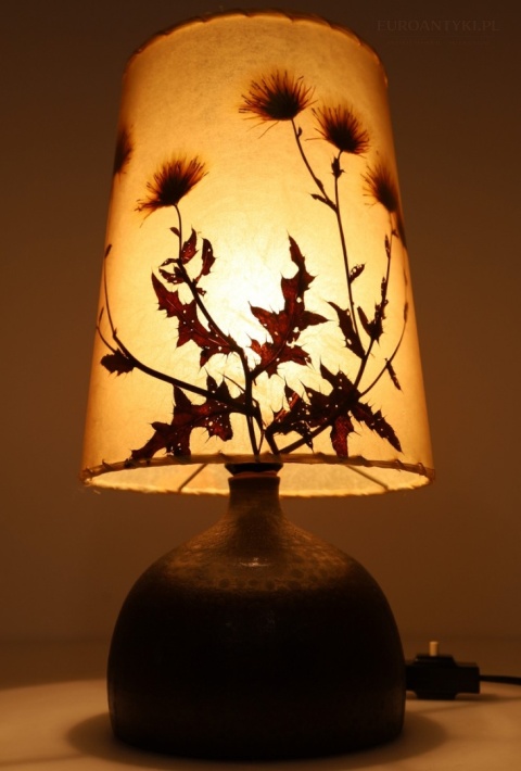 lampka vintage boho z roślinami