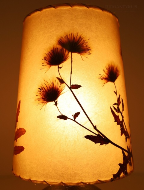 lampa stołowa vintage klimat retro roślinny
