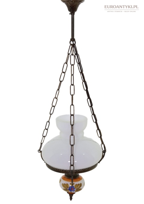 wisząca mosiężna lampa rustykalna