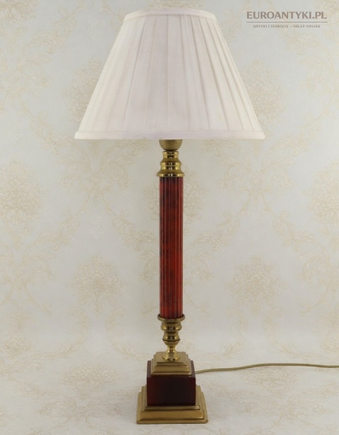 Smukła stylowa lampka gabinetowa vintage z mosiądzu – klasyczna elegancja