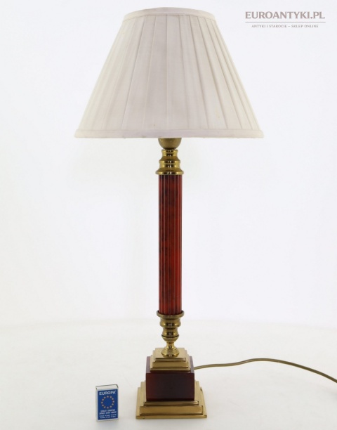 Smukła stylowa lampka gabinetowa vintage z mosiądzu – klasyczna elegancja