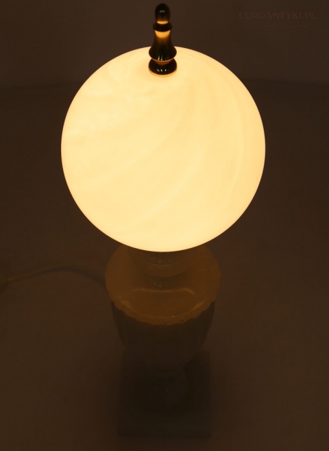 lampy stołowe marmurowe z epoki