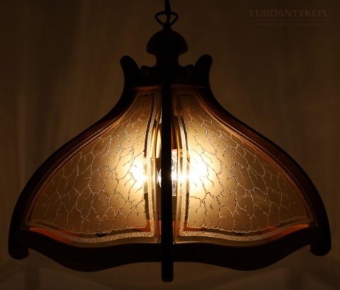 wisząca lampa rustykalna z litego drewna