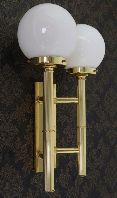 antyczna lampa ścienna z prawdziwego mosiądzu