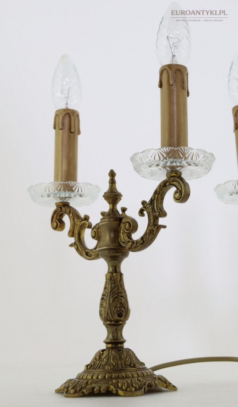 lampy mosiężne dekoracyjne retro