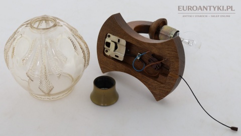 lampa ścienna vintage z kloszem