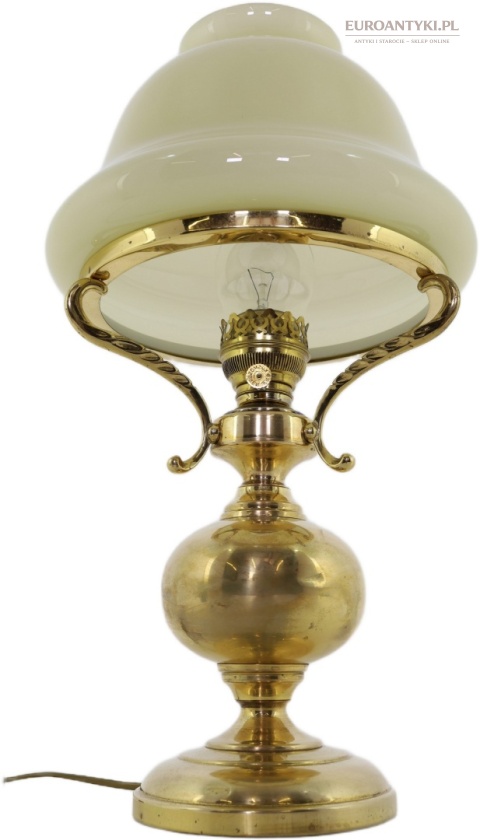 duża lampa na biurko ze szklanym kloszem
