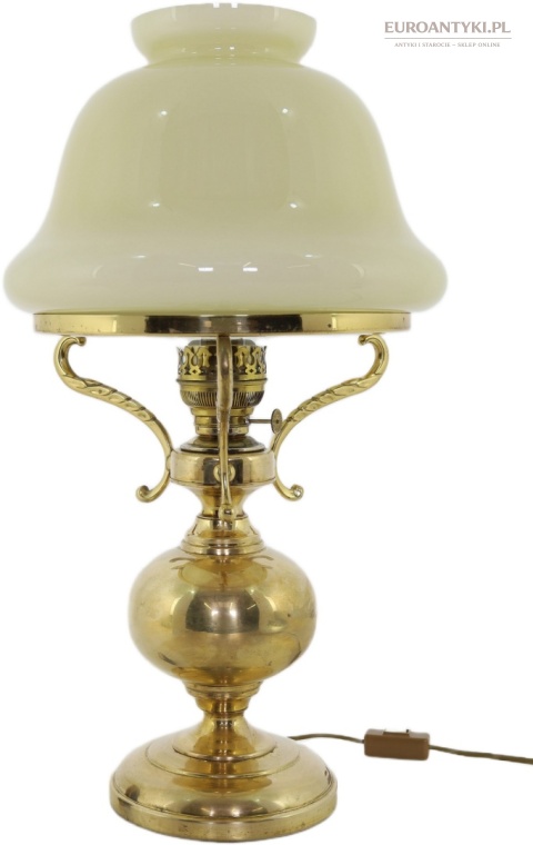 antyczna lampa stołowa z kremowym szklanym kloszem