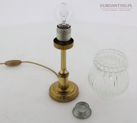 lampy vintage w kolorze starego złota