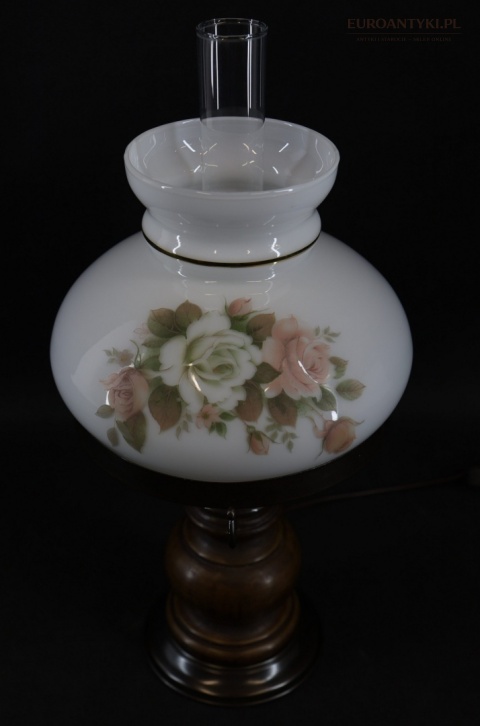 nostalgiczna lampka jak lampa naftowa