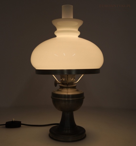 lampa vintage z cyny stołowa