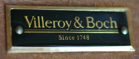 Villeroy & Boch tabliczka metalowa pod stolikiem
