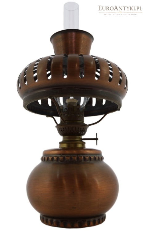 miedziana lampa olejowa z lat 60.–70. XX wieku