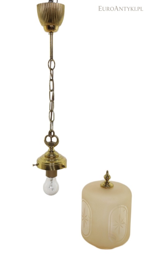 lampa wisząca vintage pokazana z całym łańcuchem