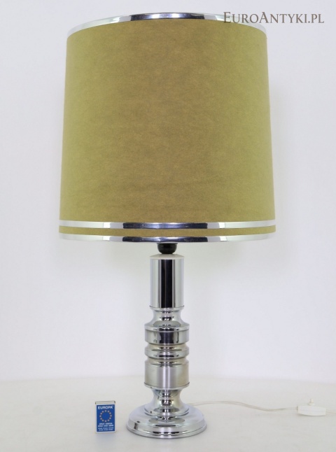 Wysoka lampa stołowa retro Space Age – chromowana podstawa i duży abażur