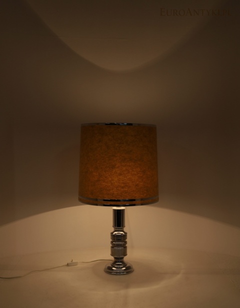 Wysoka lampa stołowa retro Space Age – chromowana podstawa i duży abażur
