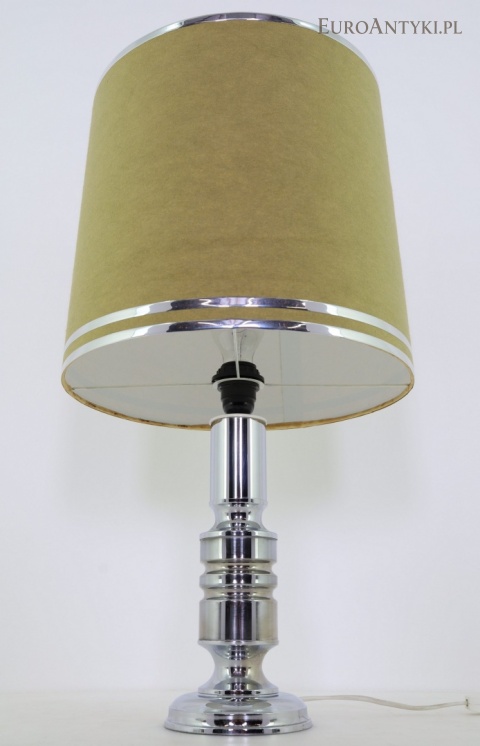 Wysoka lampa stołowa retro Space Age – chromowana podstawa i duży abażur