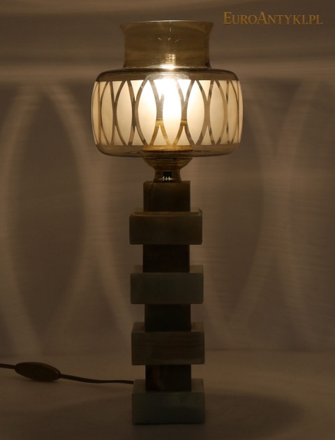 lampa Zimmermann po włączeniu z dekoracyjnymi refleksami wokół klosza