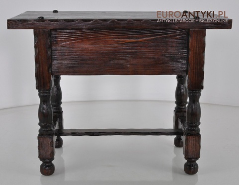 STARY DREWNIANY MALY STOLICZEK MALUTKI STOLIK x