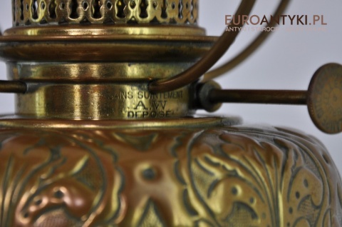 LAMPKA NAFTOWA PRZEROBIONA NA ELEKTRYKE ANTYK x