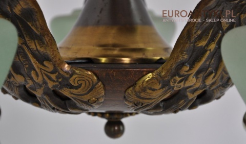 Antyk secesyjny żyrandol do salonu. Zielone klosze z epoki.