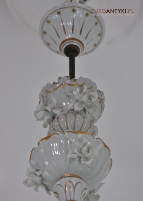 Antyczny porcelanowy żyrandol. Porzellanfabrik Sandizell Höffner & Co.