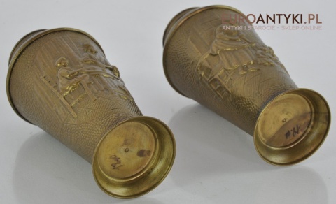 2 STARE SECESYJNE ANTYCZNE TLOCZONE WAZY FLAKONY