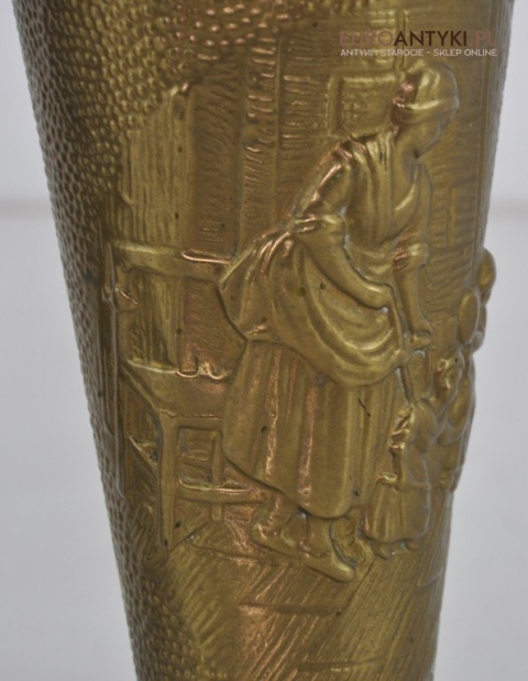 2 STARE SECESYJNE ANTYCZNE TLOCZONE WAZY FLAKONY