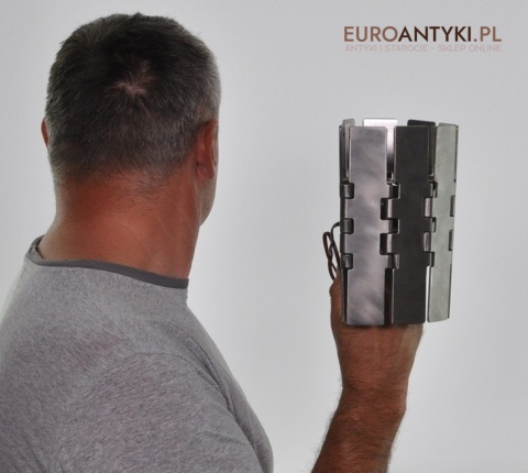 KiNkiEtY dO GaLeRii LoFTu kLuBu puBu DESIGN SILVER