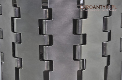 KiNkiEtY dO GaLeRii LoFTu kLuBu puBu DESIGN SILVER