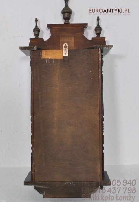 STARY SPRAWNY ZEGAR WISZACY NA SCIANE SCIENNY