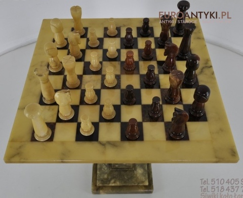 Zabytkowa onyksowa szachownica pionki z onyksu onyx antyk