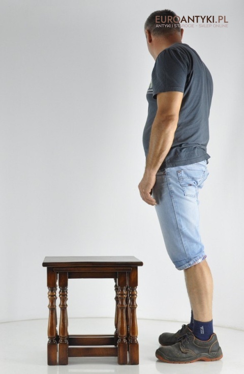 2 DREWNIANE STOLICZKI WSUWANE STOLIKI Z LITEGO DREWNA DĘBOWE