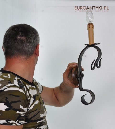 STARE KUTE KINKIETY DO ZAMKU PAŁACU LOCHU ANTYK