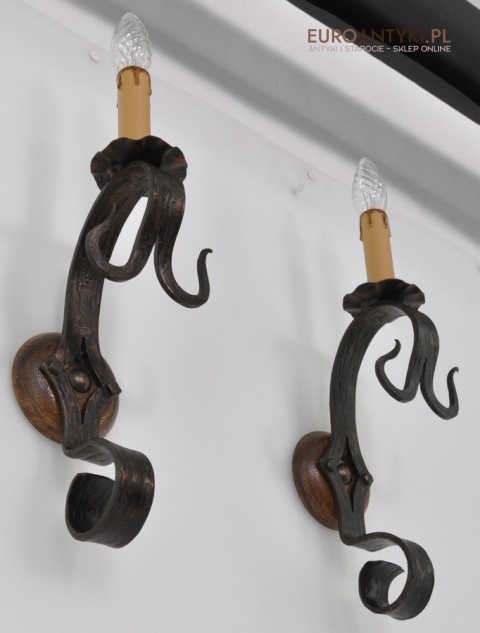 STARE KUTE KINKIETY DO ZAMKU PAŁACU LOCHU ANTYK