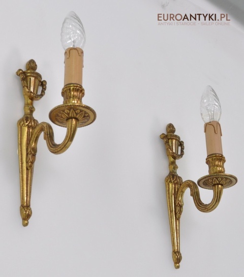 stare mosiężne lampy