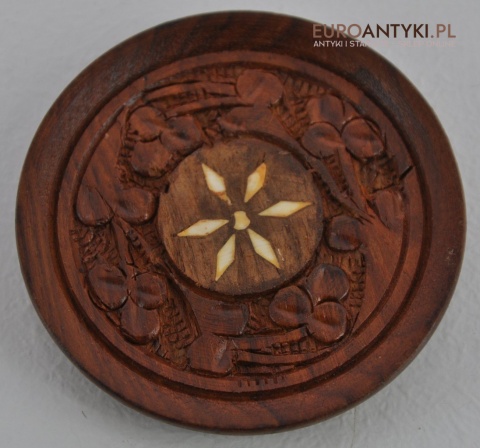 INTARSJONOWANE DREWNIANE PODSTAWKI POD FILIŻANKE SZKLANKE INTARSJE ANTYK