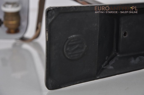 cięzki spód lampki