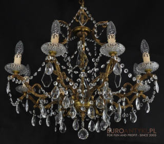 Pałacowy żyrandol z kryształami. Antyk. Kryształowy chandelier salonowy.