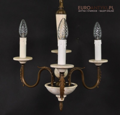 stara lampa z marmuru