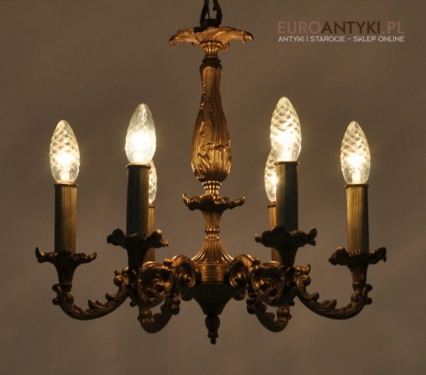 Żyrandol barok rokoko . Stara lampa z lat 1940. Antyk.