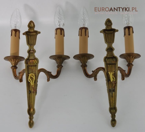 montaż starych kinkietów