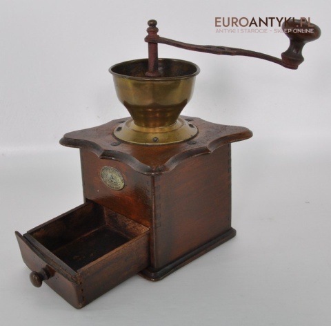 Antyczny młynek do mielienia kawy. QUELITE GARANTIE EN ACIER FORGE R.Z.
